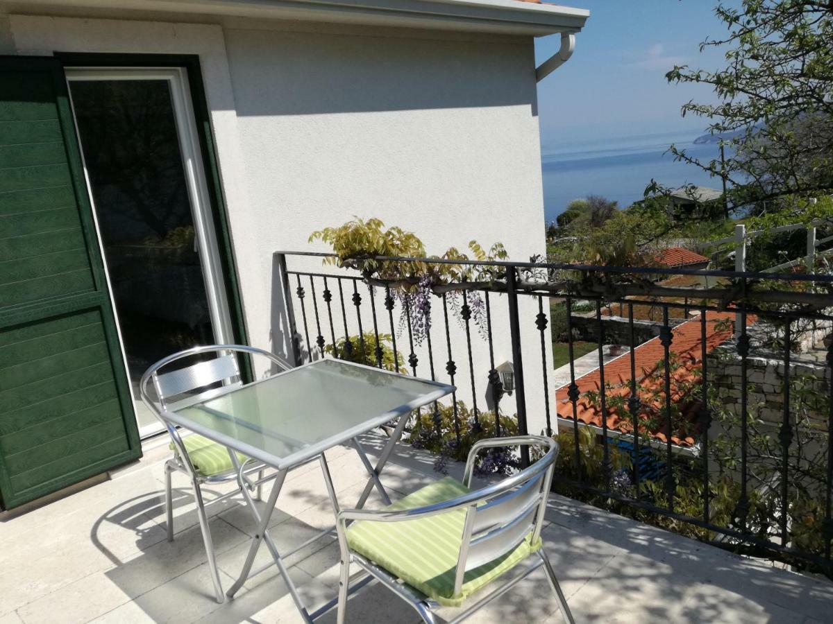 Apartments Villa Ina Brseč Εξωτερικό φωτογραφία