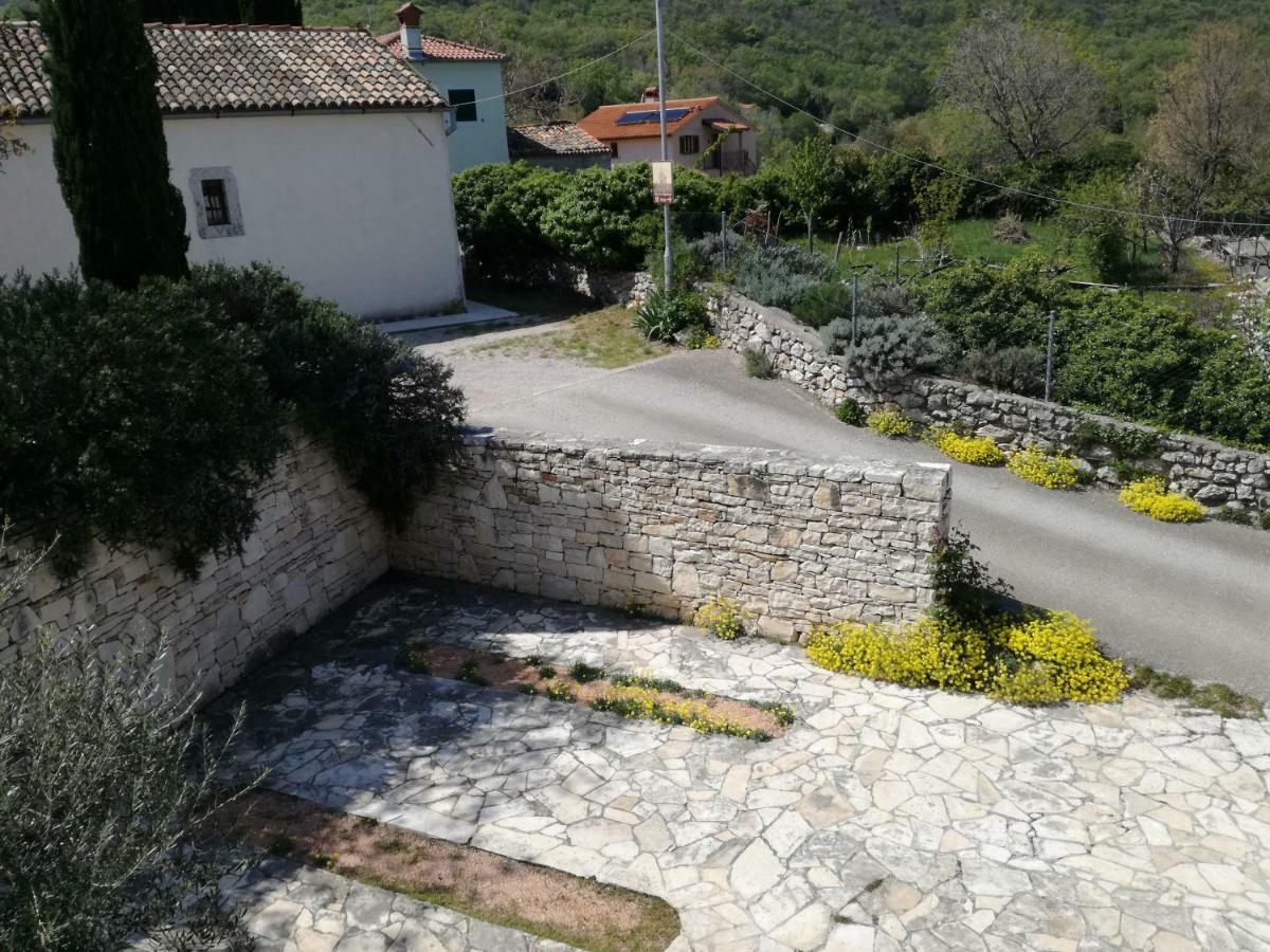 Apartments Villa Ina Brseč Εξωτερικό φωτογραφία