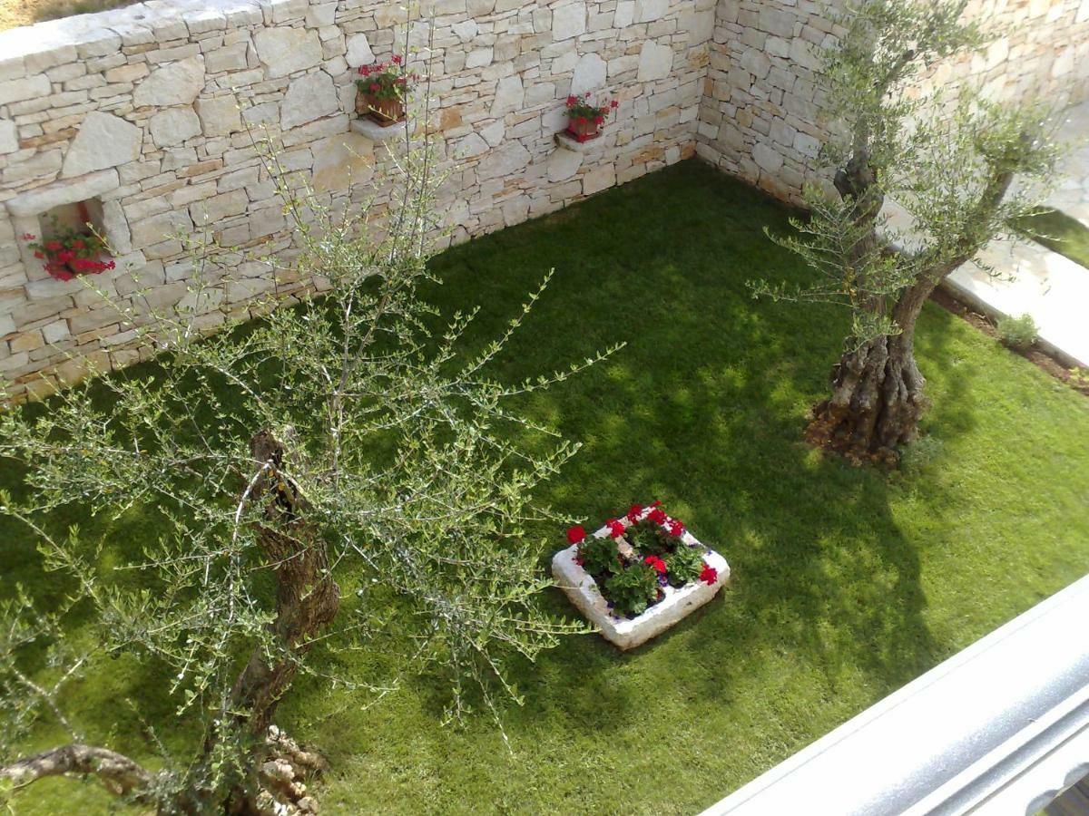 Apartments Villa Ina Brseč Εξωτερικό φωτογραφία